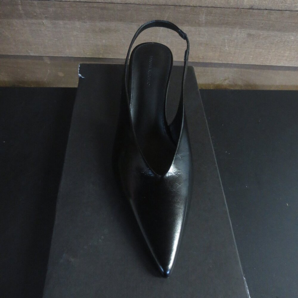 BANANA REPUBLIC SLINGBACK LEATHER PUMP - BLACK - US SIZE 7 - Picture 2 of 9